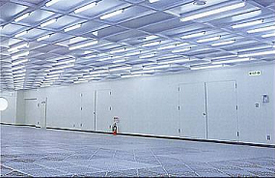 Photo:HDD (hard disk drive) cleanroom